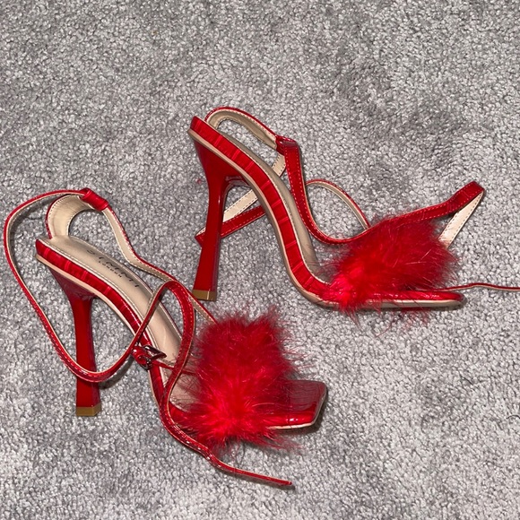 SIMMI London Sinead Red Patent Faux Croc Print Fluffy Stiletto Heels - Picture 7 of 7